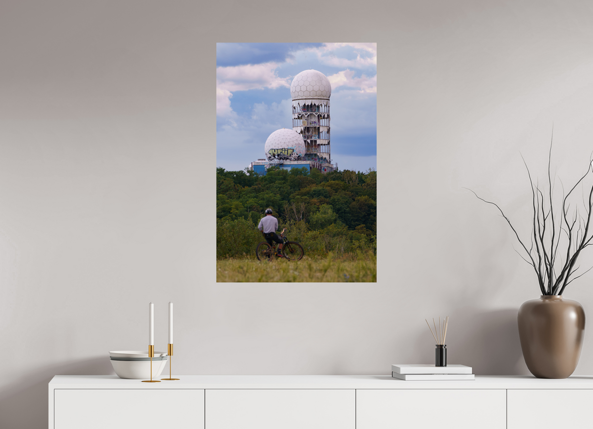 60 x 90 cm, Hahnemühle FineArt Pearl The Watchers of Teufelsberg